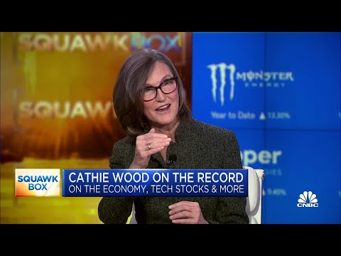 Solana jumps 20% as Cathie Wood lauds its speed and cost over Ethereum